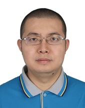 焦万立