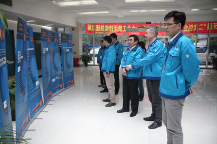 上通公司举办“预防职务犯罪”案例警示展