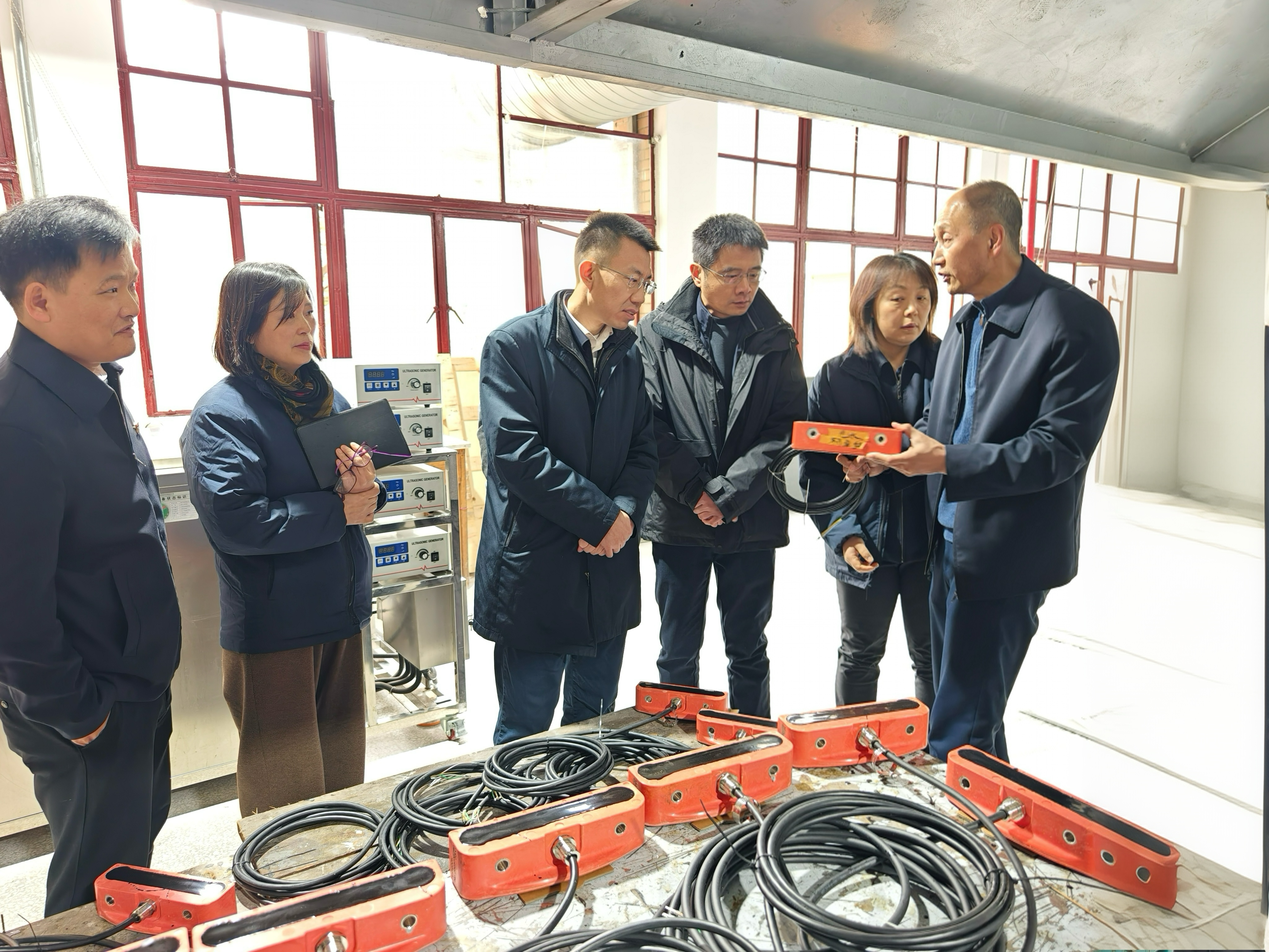 张啸林到成通公司开展调研