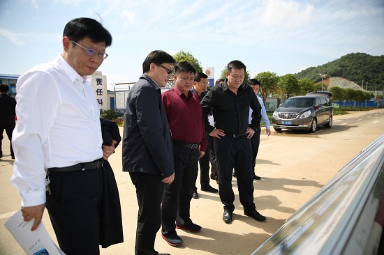 广西贺州市长一行考察集团公司