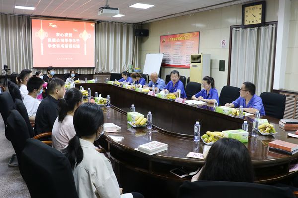 金榜题名  未来可期
