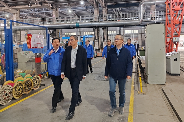 中国通号总裁徐宗祥到天缆公司调研指导工作 