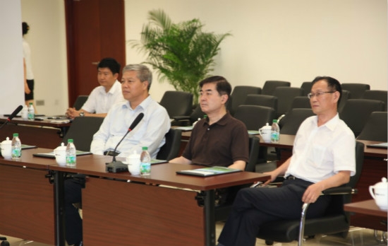通号董事长_董事长办公室图片(3)