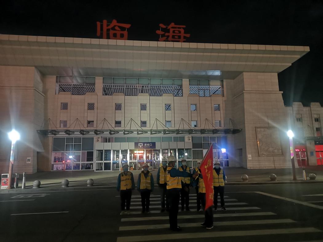 杭绍台临海改造项目党员团员“冲锋”助生产