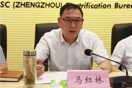 通号董事长_董事长办公室图片