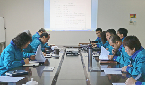 津信公司“五小”成果评审会成功召开
