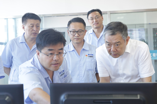东丽区区委书记夏新莅临津信公司调研指导工作